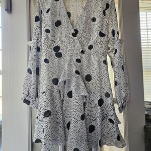 Stylish Black and White Polka Dot Long Sleeve Dress
